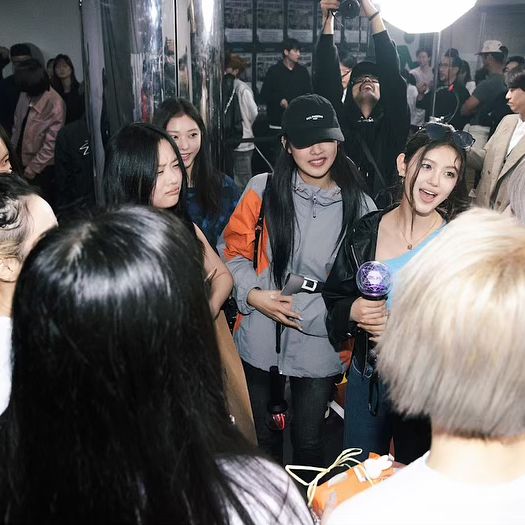 2ne1-newjeans-1-1210242