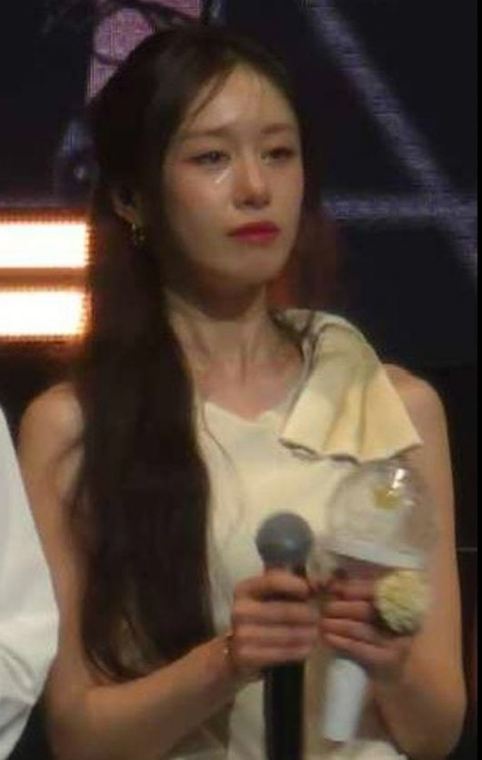 jiyeon fanmeeting-1-100824