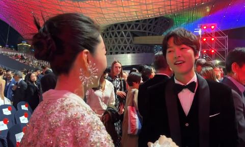 Song Joong-ki Zhou Dongyu