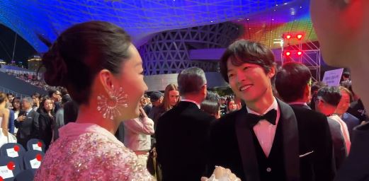 Song Joong-ki Zhou Dongyu