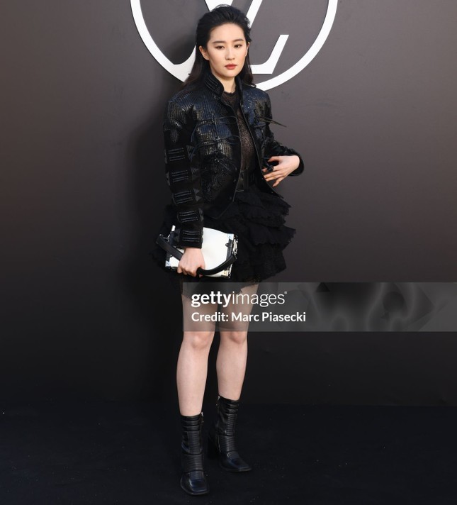 Liu Yifei-3-031024