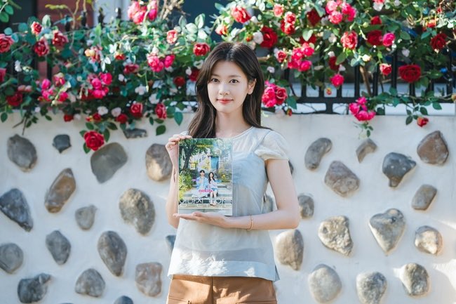 jung so min love next door