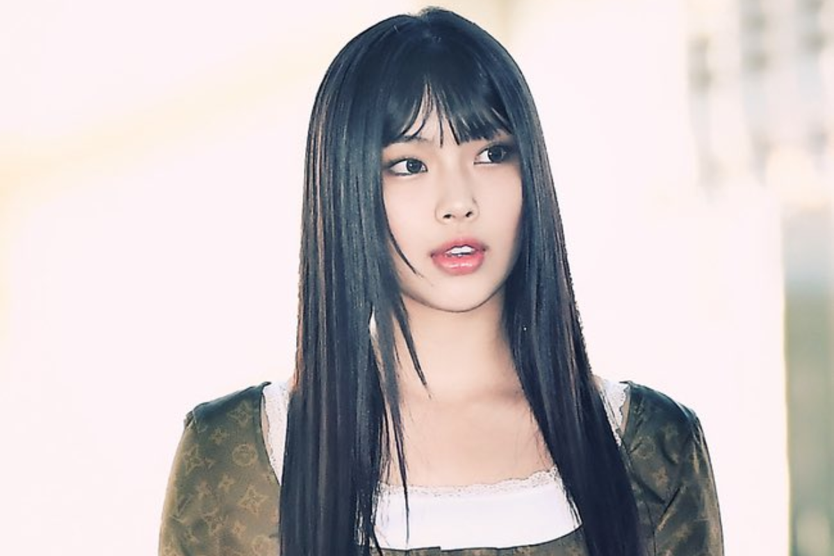 hyein newjeans Paris Fashion Week thumbnail