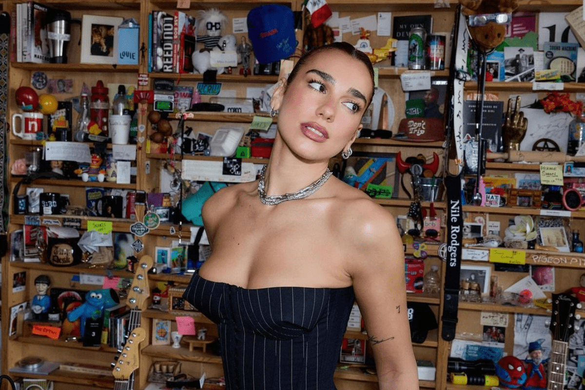 Dua Lipa thumbnail