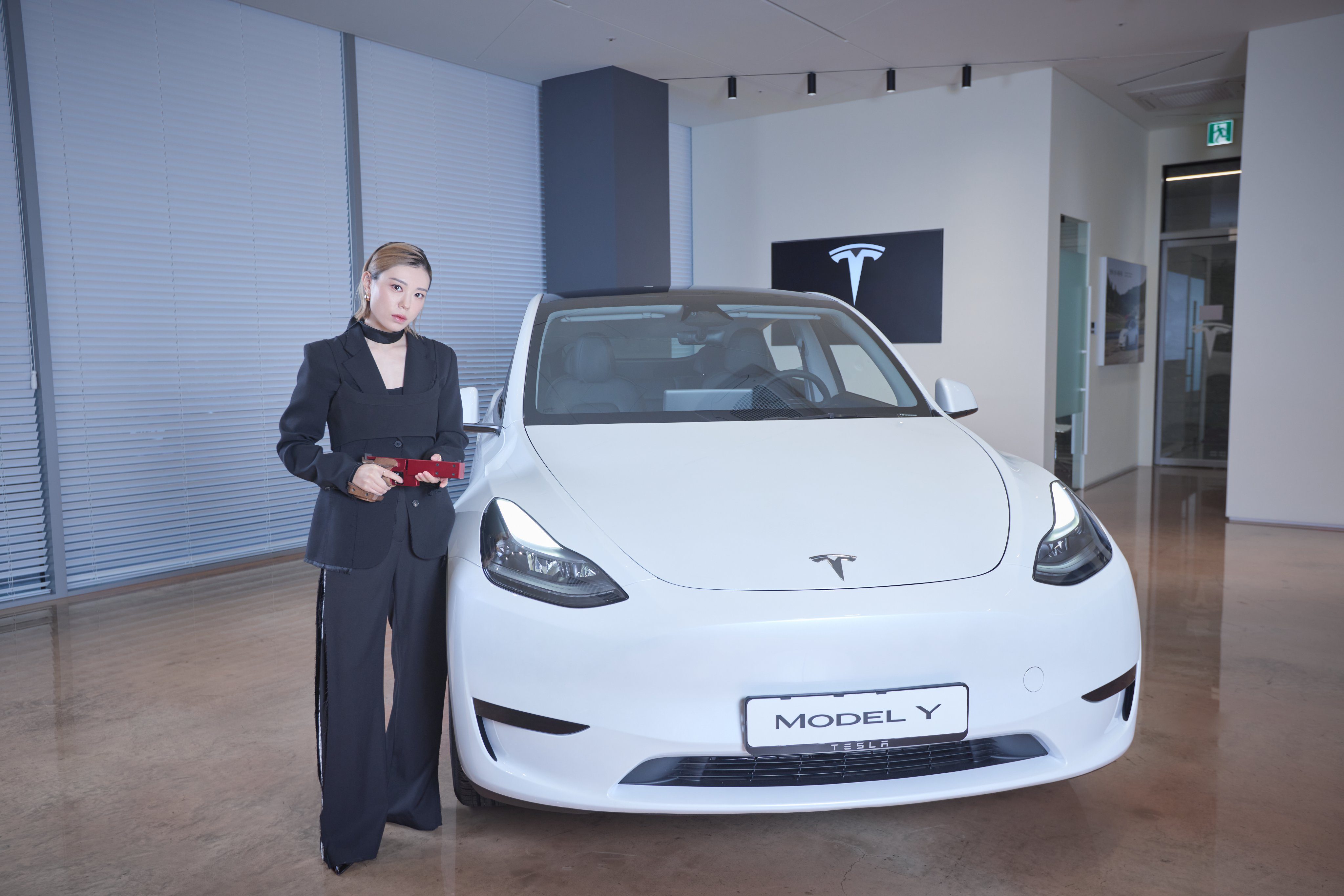 kim yeji tesla