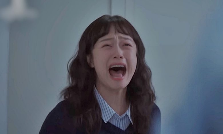 Sorry Not Sorry-gong min ji-jeon so-min