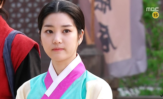 Lee Yu-bi