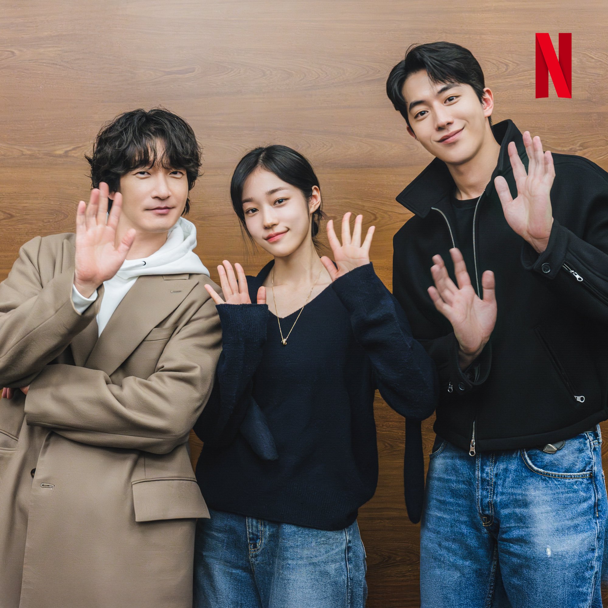 East Palace nam joo hyuk-roh yoon seo-cho seung woo