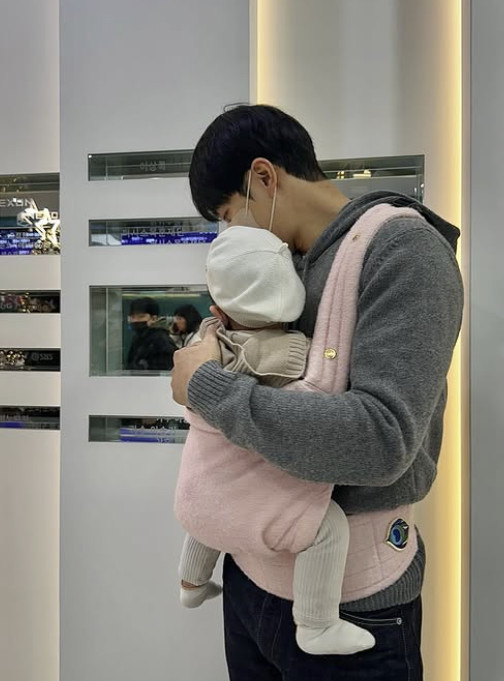 lee seung gi-daughter