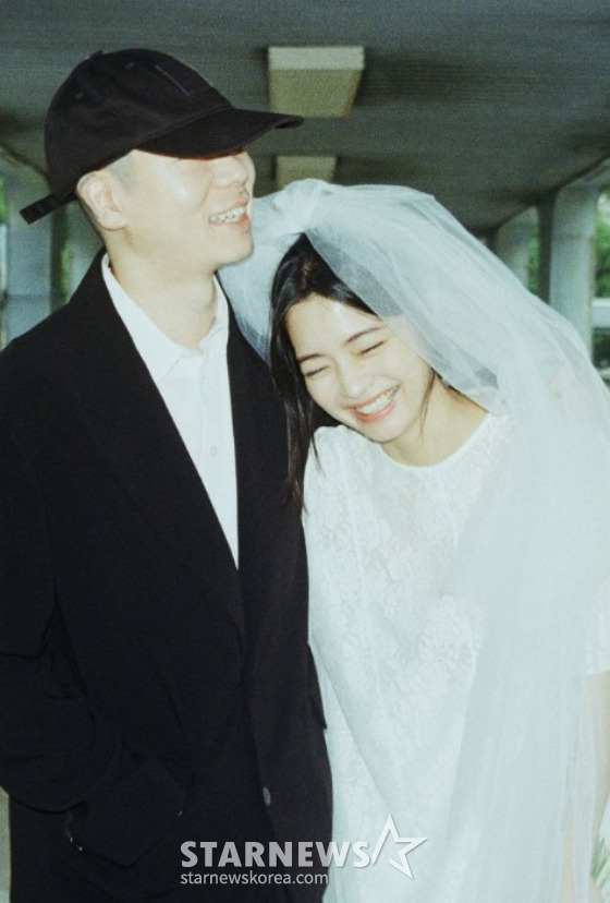 oh hyuk Hwang Ji Min-wedding