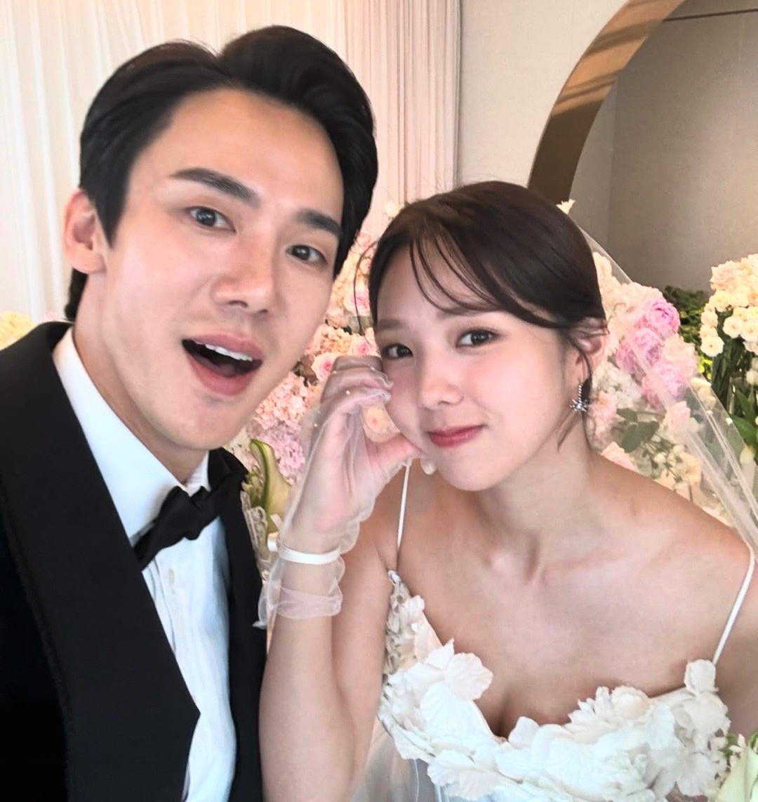 When the Phone Rings Yoo Yeon Seok Chae Soo Bin
