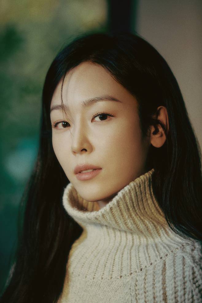 seo hyun jin