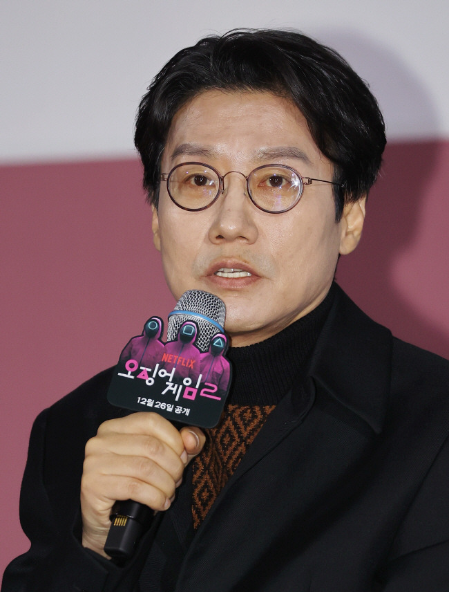 Hwang Dong hyuk director squid game