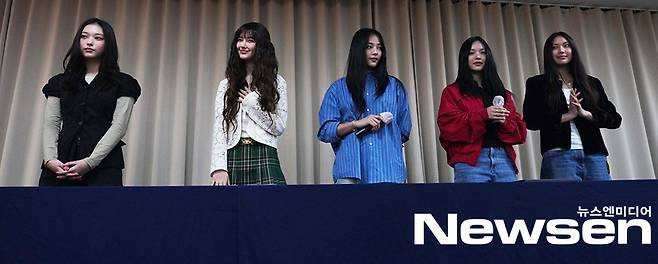 newjeans