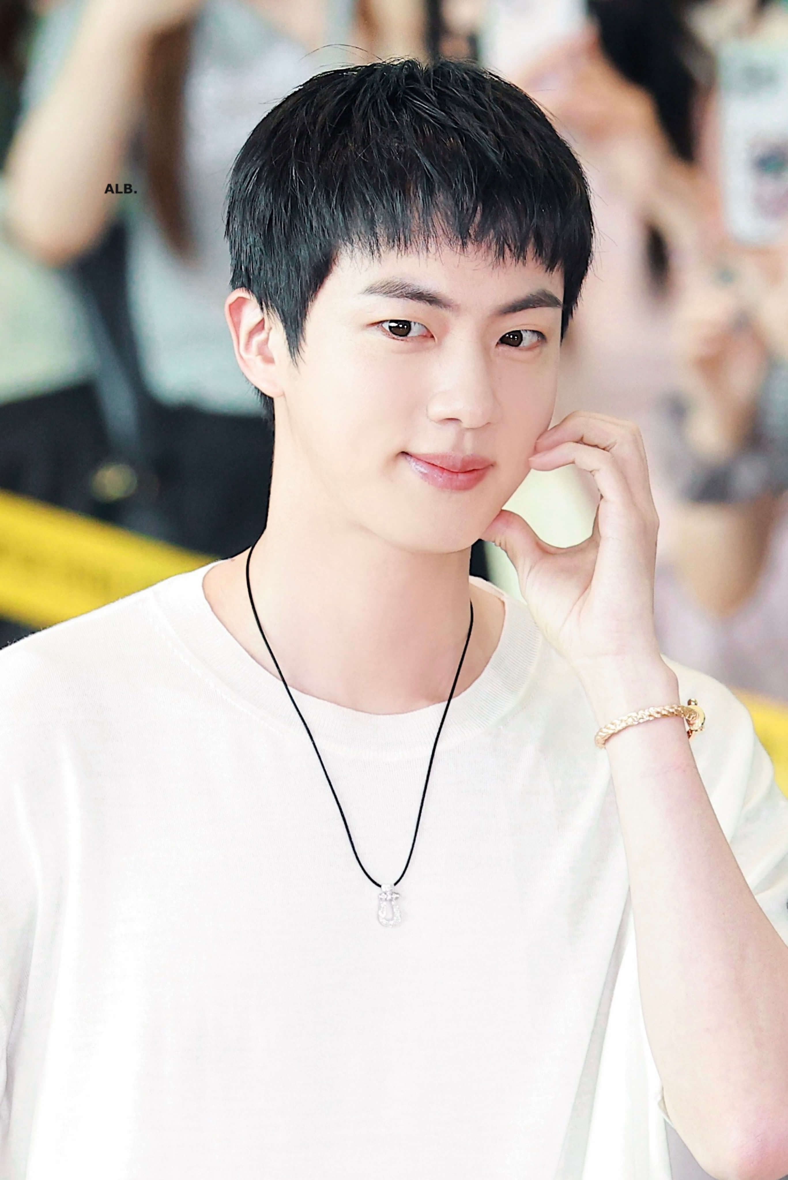 jin bts