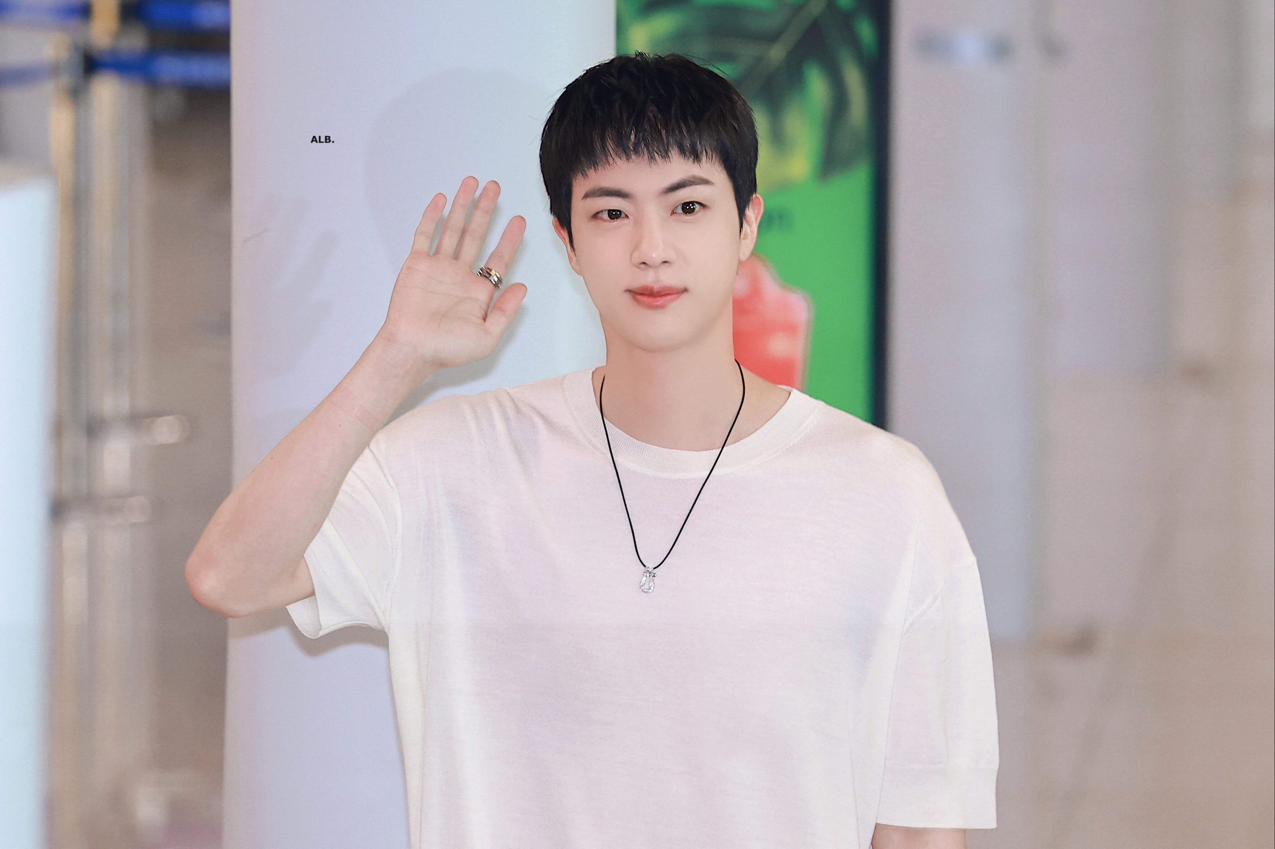 jin bts