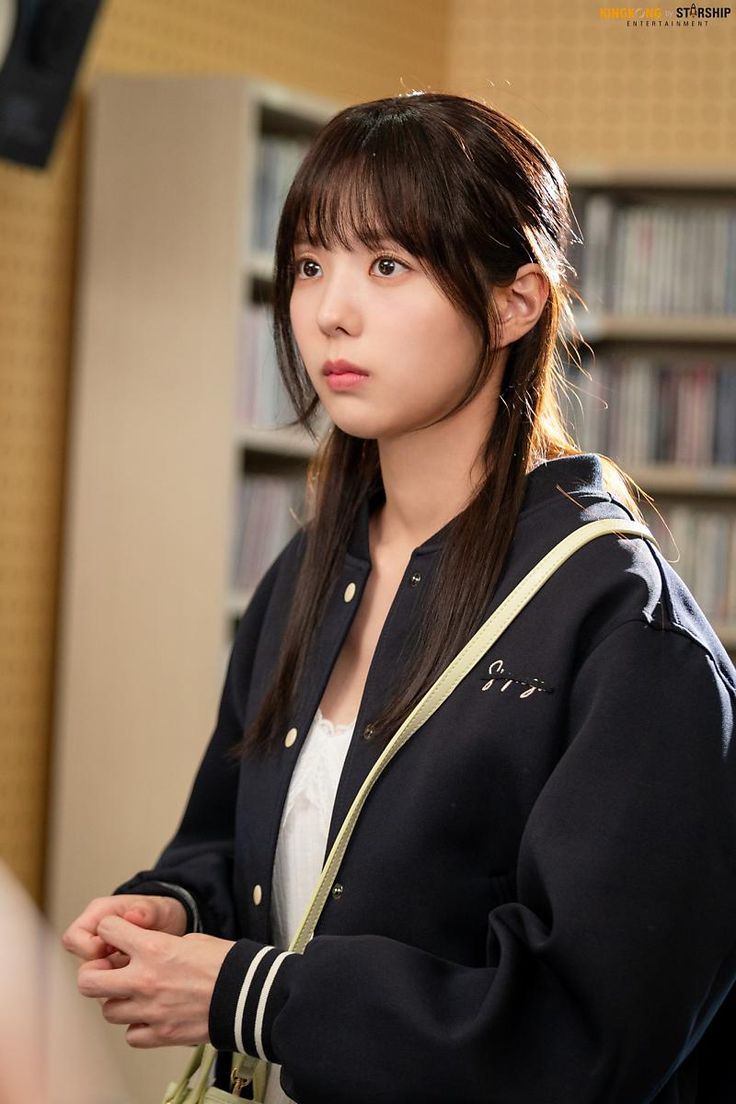 chae soo-bin 8125