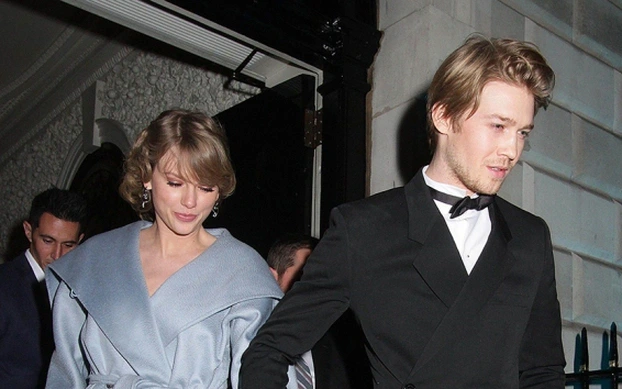 Joe Alwyn taylor swift