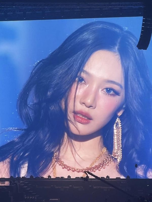 aespa Ningning Stuns with Breathtaking Visuals