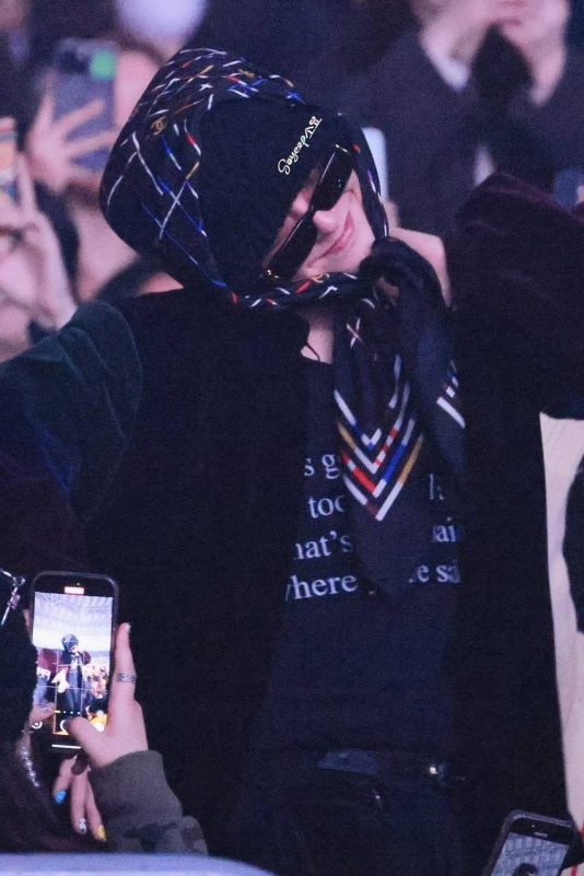 g dragon aespa concert