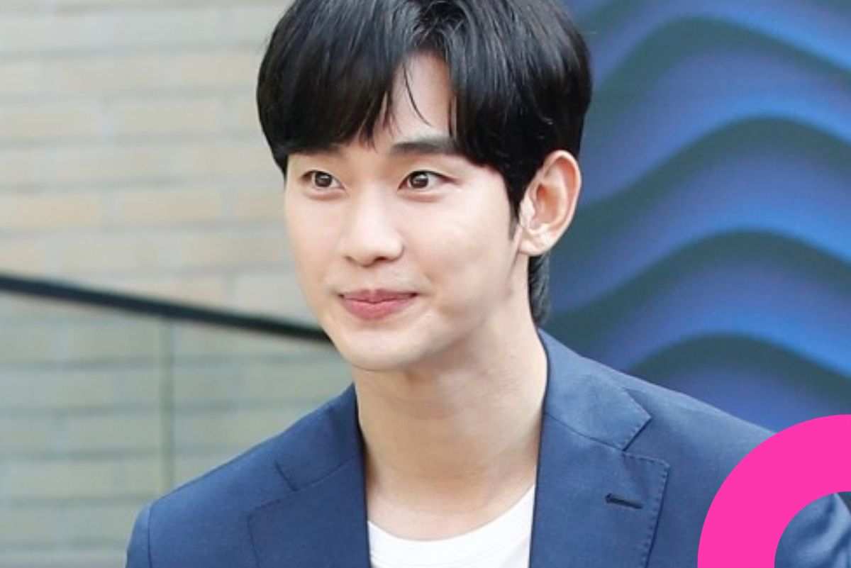 Fans Kim Soo Hyun Clash Over Broadcast Rights