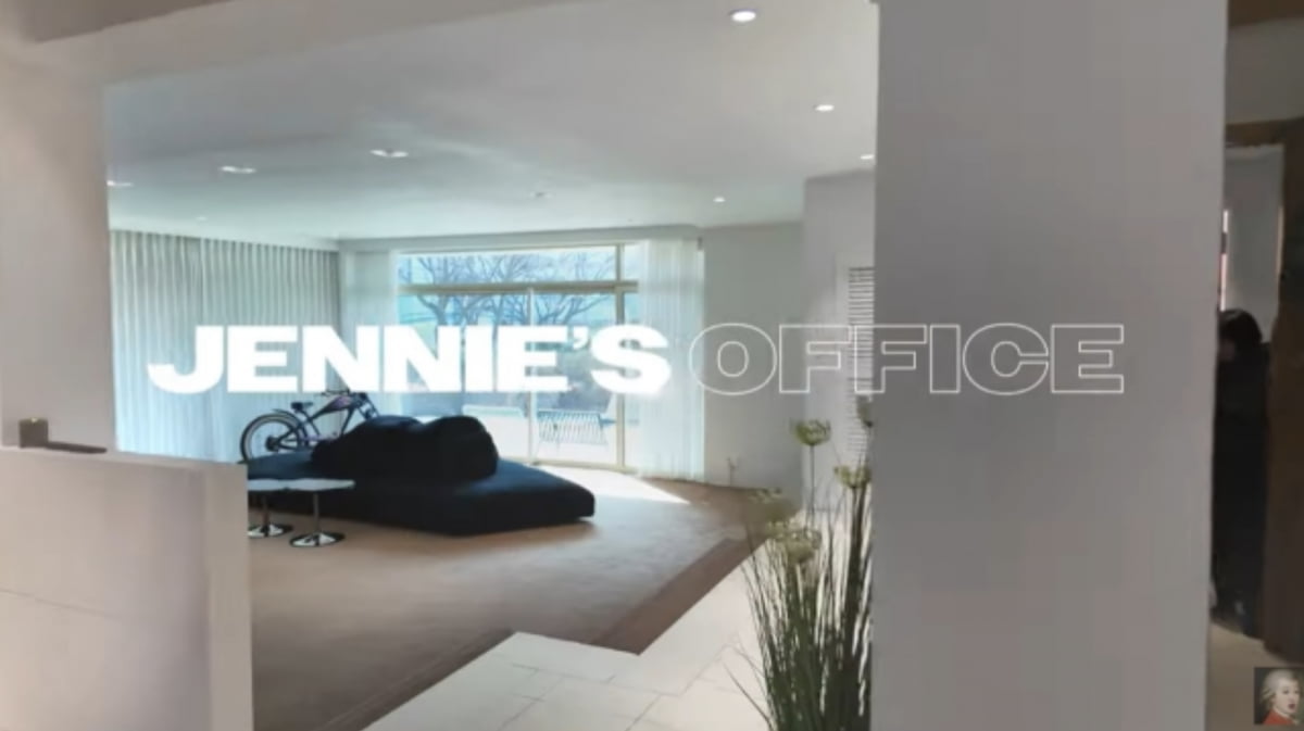 jennie office