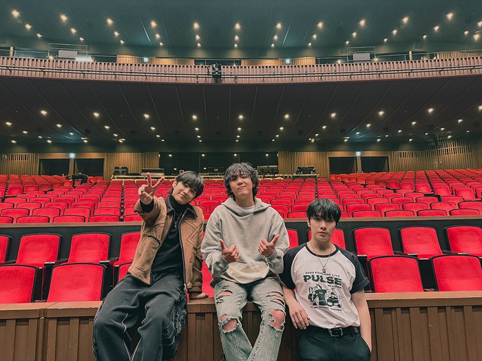 Choi Minhwan continues to work with FTISLAND abroad