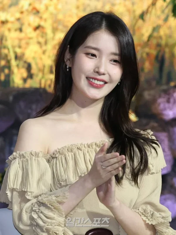 IU Earns High Praise at Press Conference for Upcoming Drama Project 050325 1