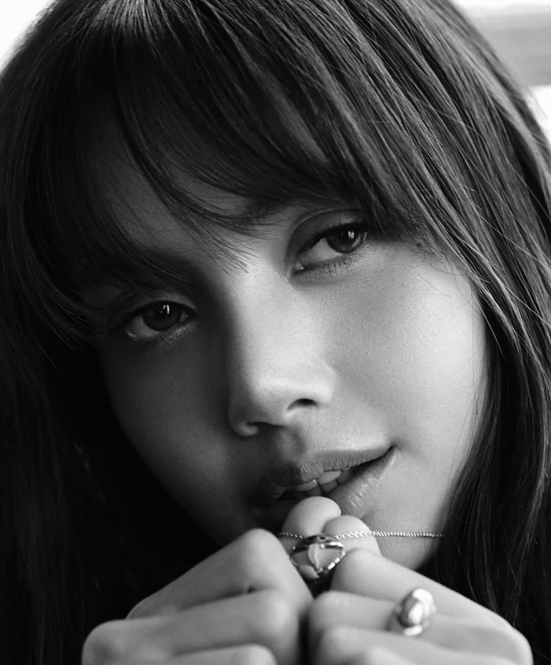 lisa Wants to Keep Relationship Private
