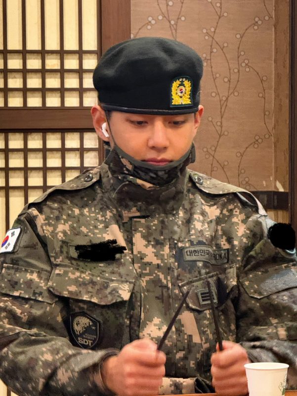 BTS V Weverse