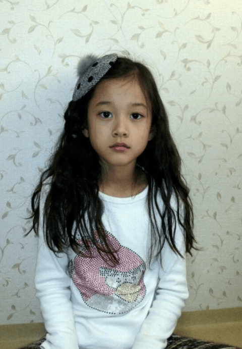 Netizens Clash Over aespa Ningning’s Visuals 5