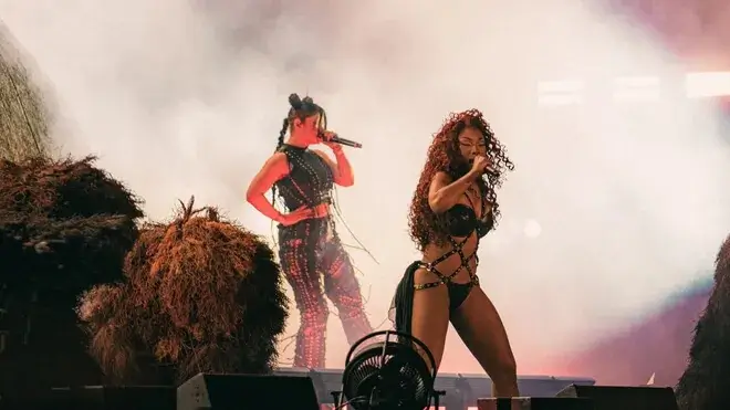Jennie Coachella audience walkout