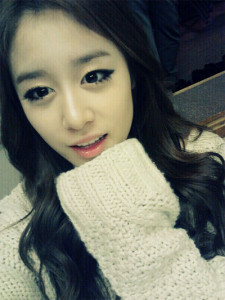 High Schooler Falls into T-ara Fandom After Watching Eunjung’s Viral Reels 5