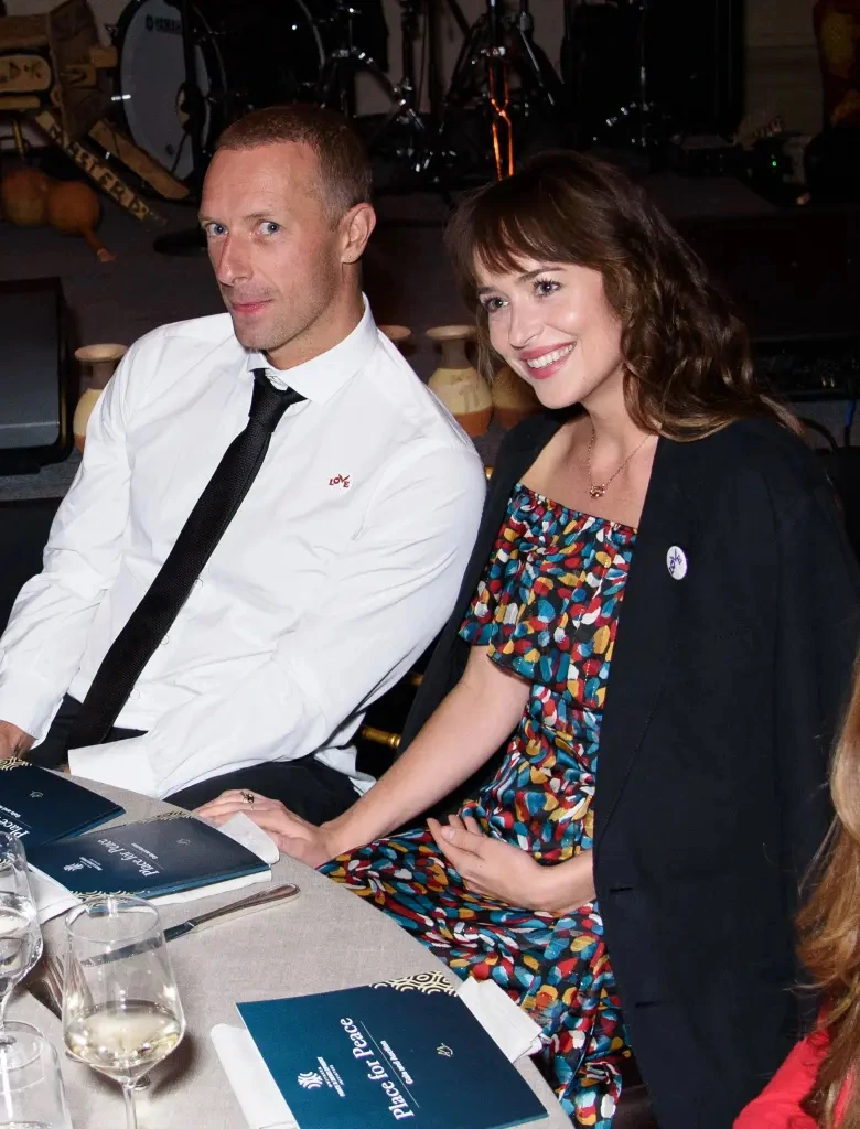 Chris Martin Dakota Johnson