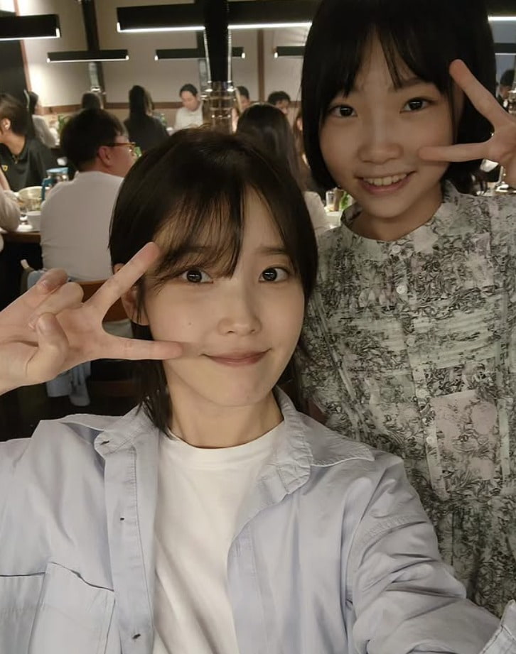 iu-kim-tae-yeon-baeksang-awards