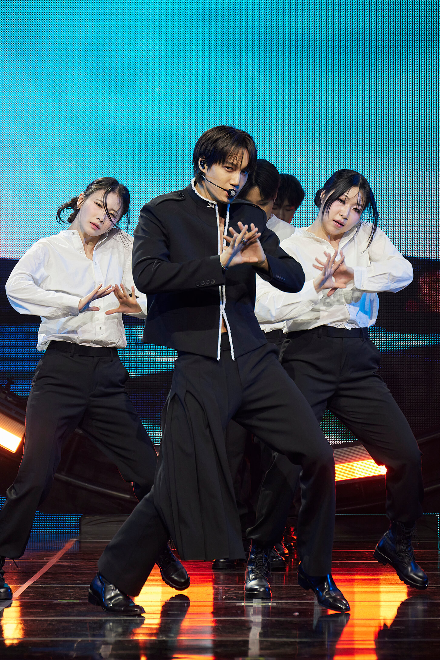 EXO_KAI_Fourth_Mini_Album_Press_Conference_Image_9 (1)