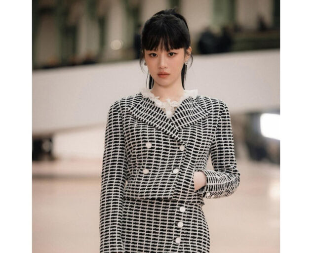 Go Youn-jung Faces Edited Graduation Photo Scandal Amid Rising Popularity 4