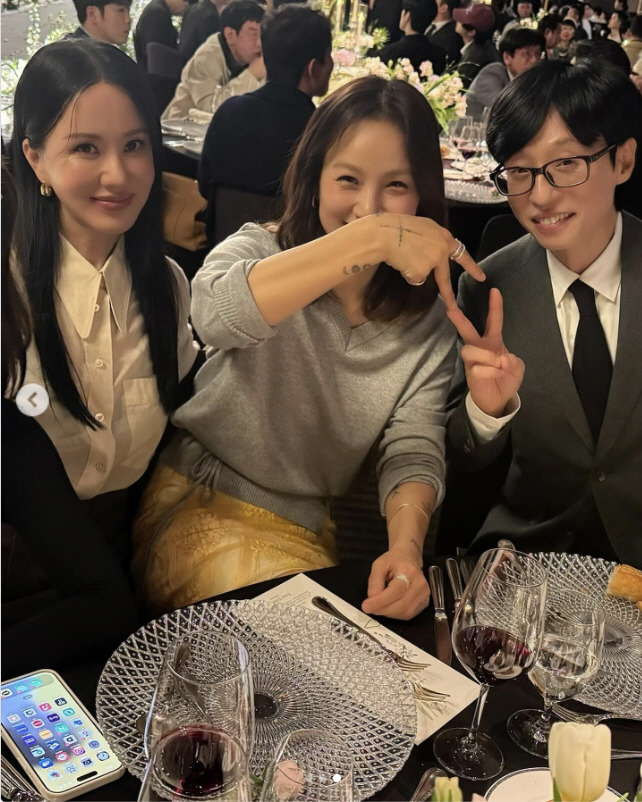 Refund Sisters Reunion Yoo Jae-suk and Lee Hyori Shine at Kim Jong-min's Wedding