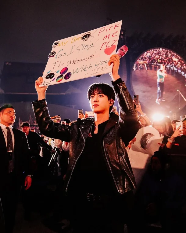 BTS Jin & Coldplay Reunion 4