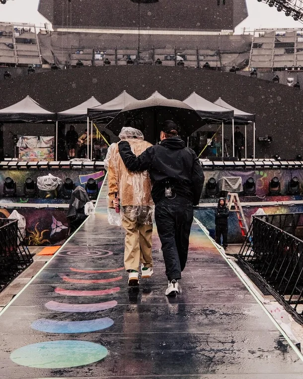 BTS Jin & Coldplay Reunion 3