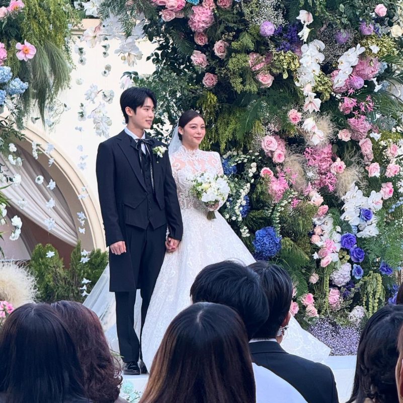 Ailee Marries Single’s Inferno Heartthrob Choi Si-hoon in Star-Studded Wedding 6