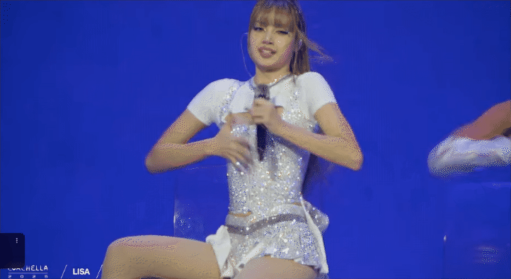Lisa Delivers Fierce Visuals but Faces Live Vocal Hurdles at Coachella 2025 Week 2 4