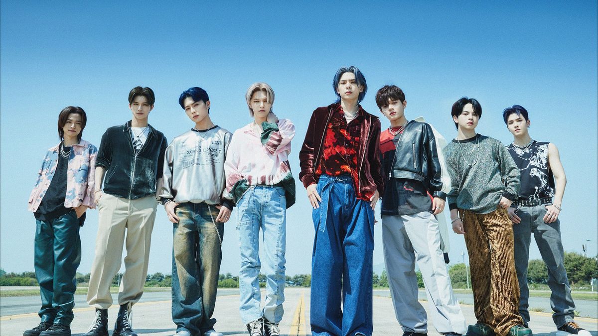 one or eight Japanese Idol Groups Enter K-pop Scene