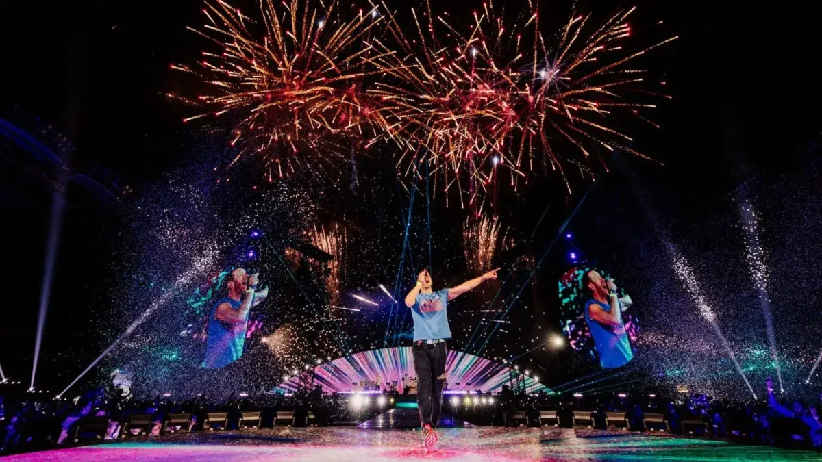 Coldplay Chris Martin Korea Coldplay’s Chris Martin Jokes About Korean Politics.webp
