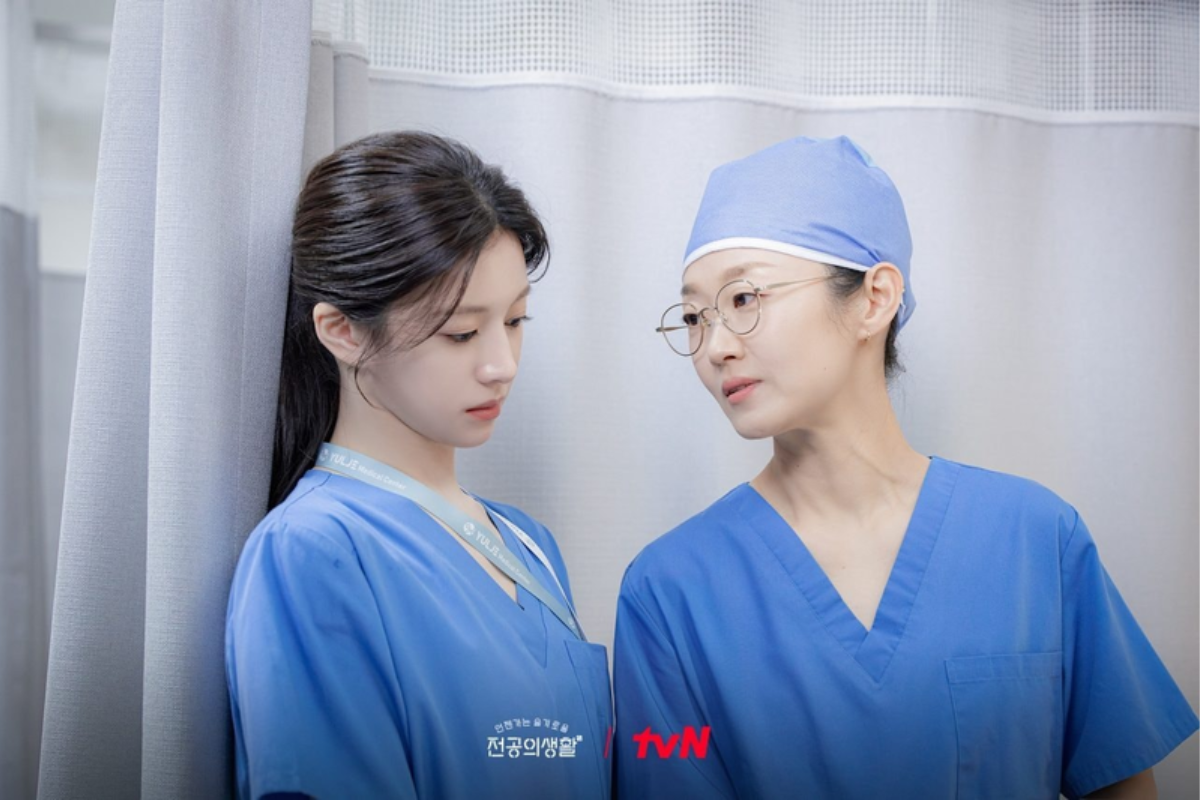 go-youn-jung-resident-playbook-thumbnail