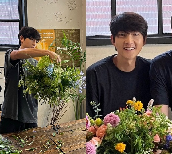 Song Joong-ki Trains as Florist for a Year to Prepare for New Drama Role 1