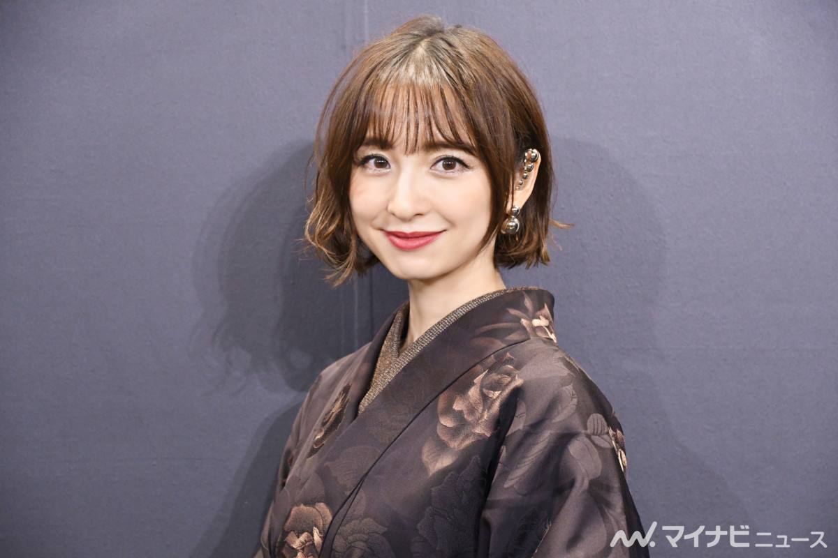 Japan’s Top Female Celebrities Caught in Shocking Controversies Shinoda Mariko 1