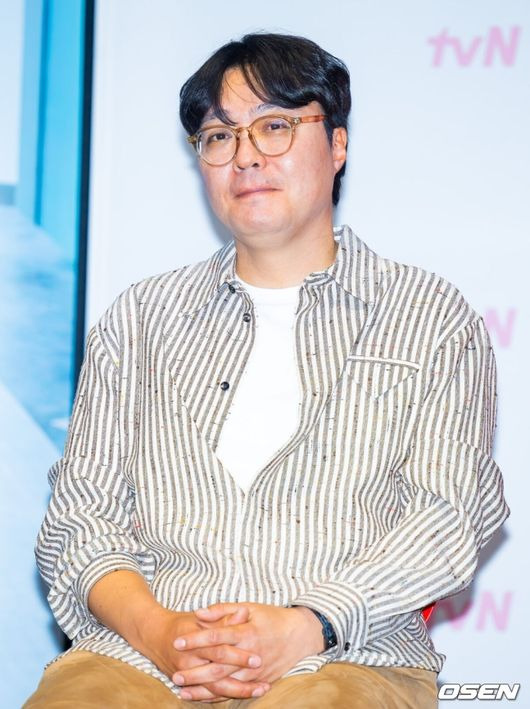 Go Youn-jung for Lead Role in Resident Playbook