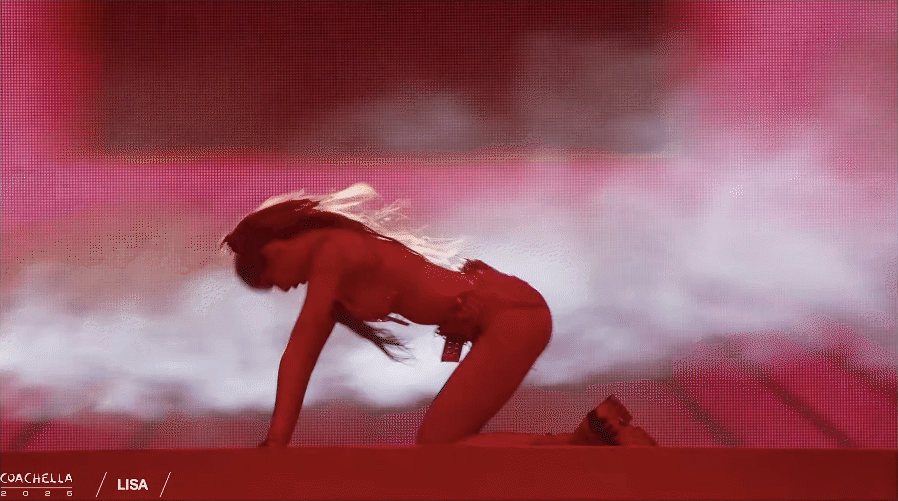 Lisa’s Shocking 18+ Coachella Performance Leaves Fans Blushing 4