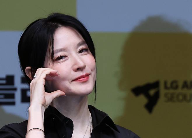 lee young ae hedda gabler (1)